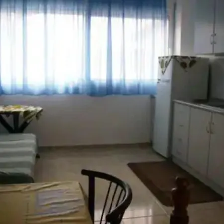 μεζονέτα 30 μ απο την θάλασσα Ferienhaus *